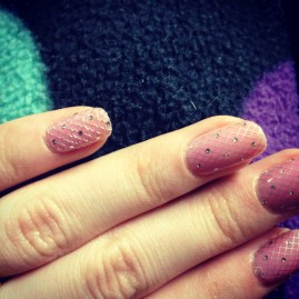 Manicure Monday: Nail Lingerie via The Collaboreight