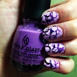 Manicure Monday: Ombre Graffiti via The Collabor-eight