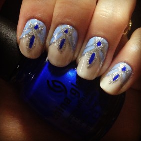 Manicure Monday: Silver Details via The Collabor-Eight