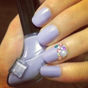 Manicure Monday: Pretty Glam via The Collabor-eight